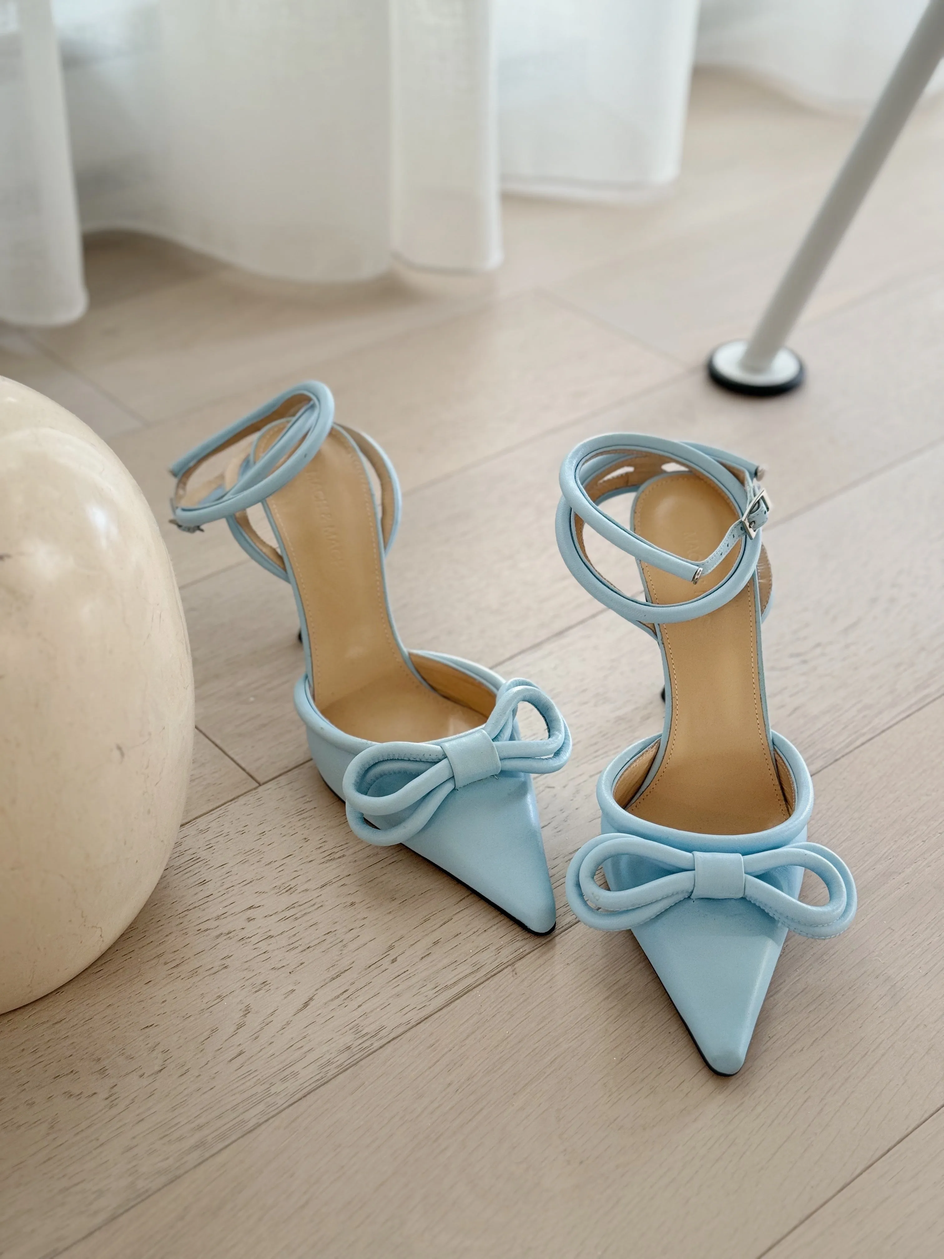 Double-Bow Leather Pumps