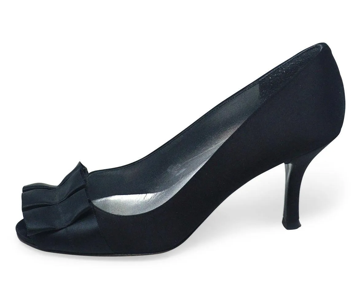Stuart Weitzman Black Satin Ruffle Heels sz 8.5